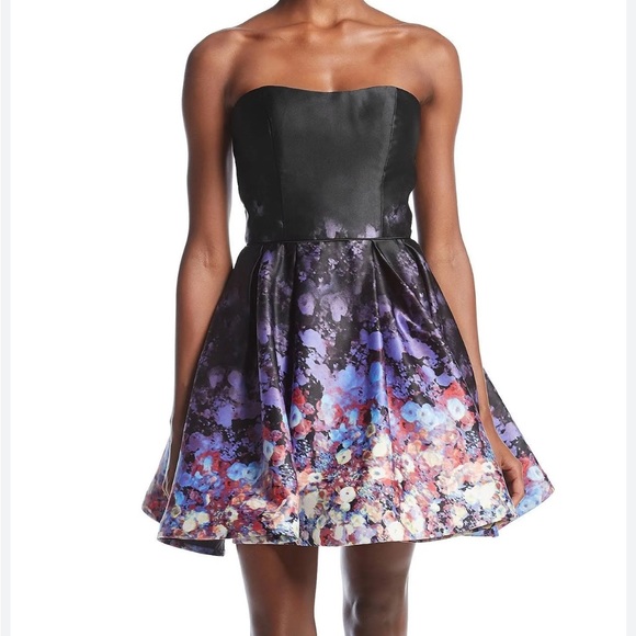 Betsy & Adam Dresses & Skirts - Betsy & Adam Printed Strapless Fit & Flare Dress Sz 2